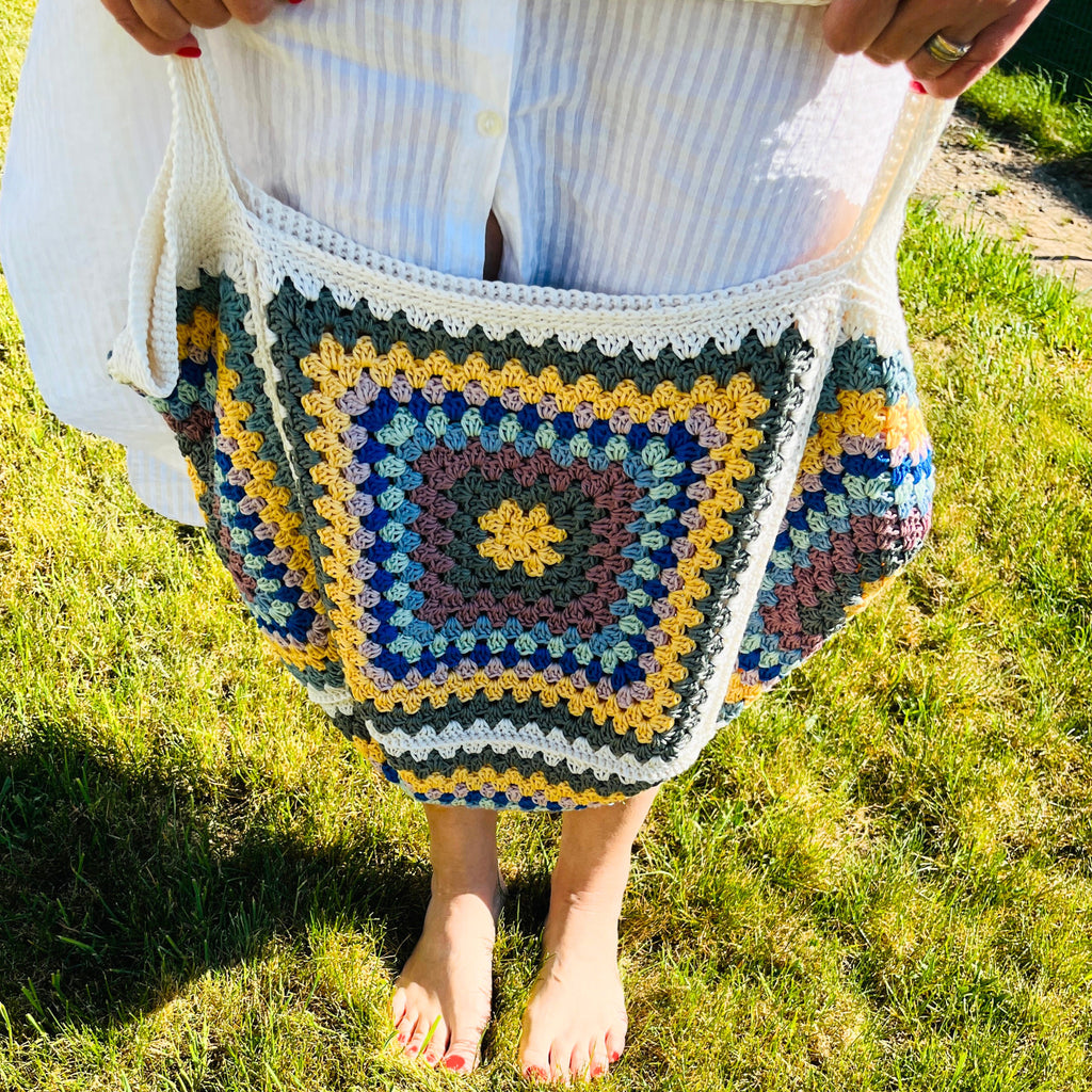 Granny Square Weekender Bag Crochet Pattern PDF | Easy Beginner Beach Market Tote Bag