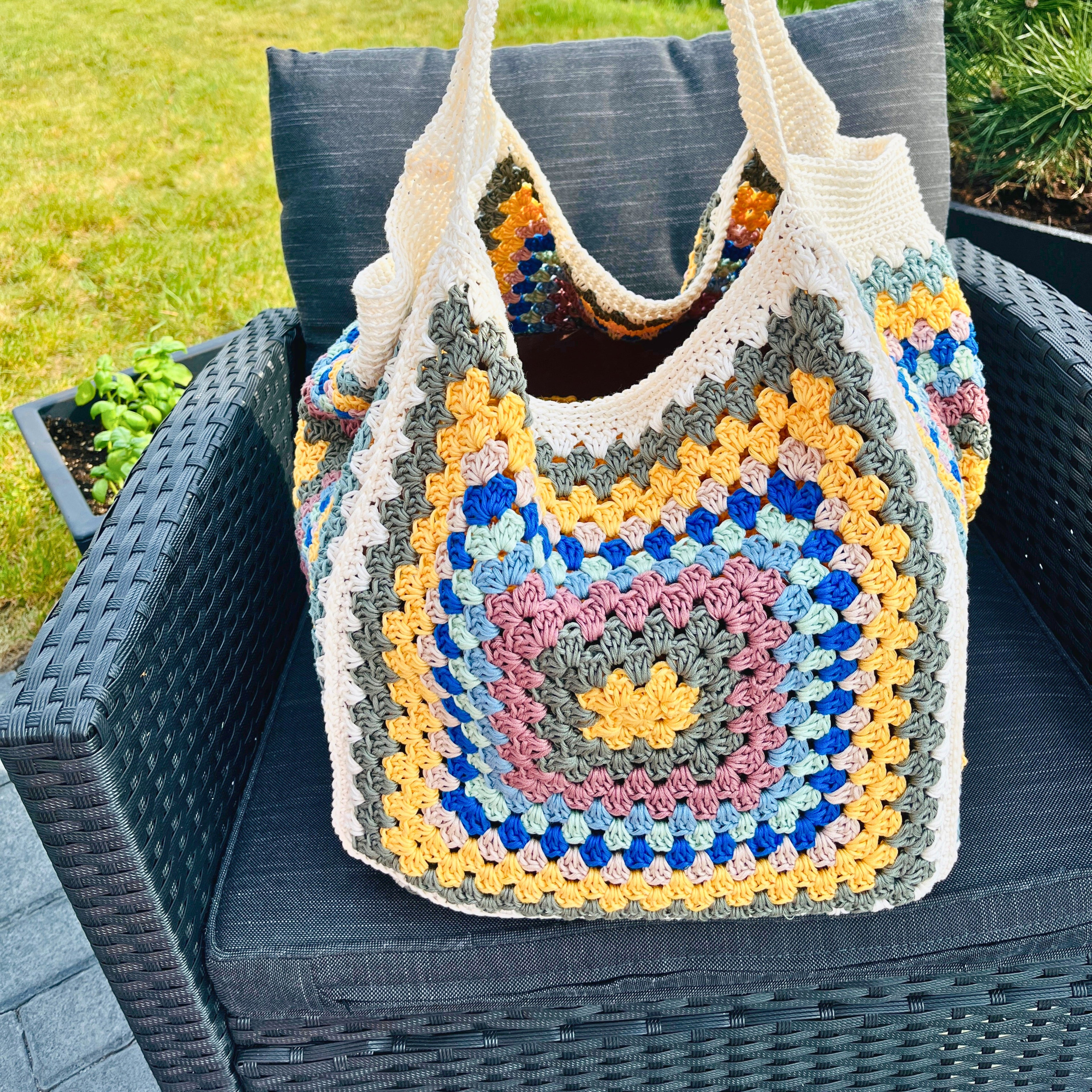 Granny Square Weekender Bag Crochet Pattern PDF | Easy Beginner Beach Market Tote Bag