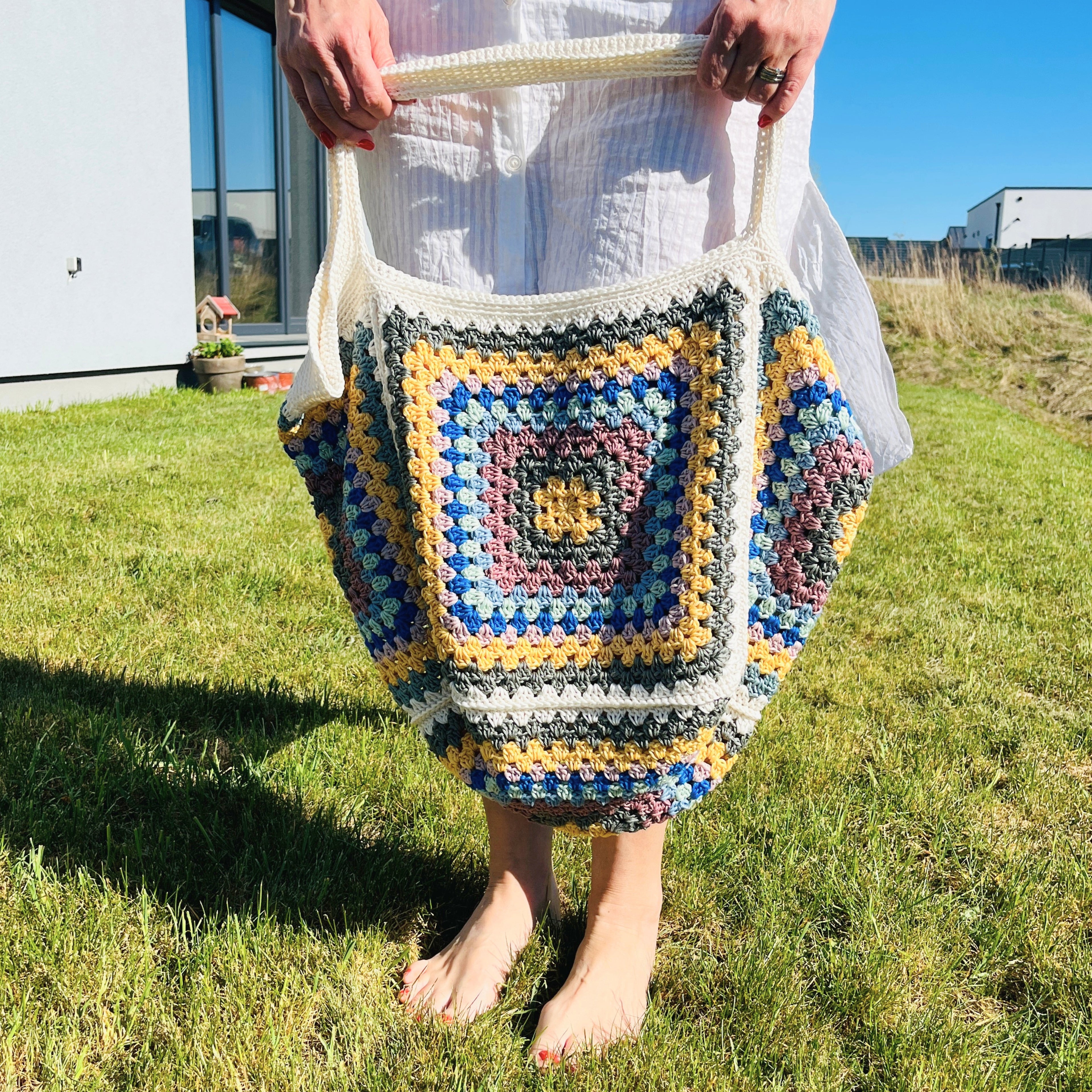 Granny Square Weekender Bag Crochet Pattern PDF | Easy Beginner Beach Market Tote Bag