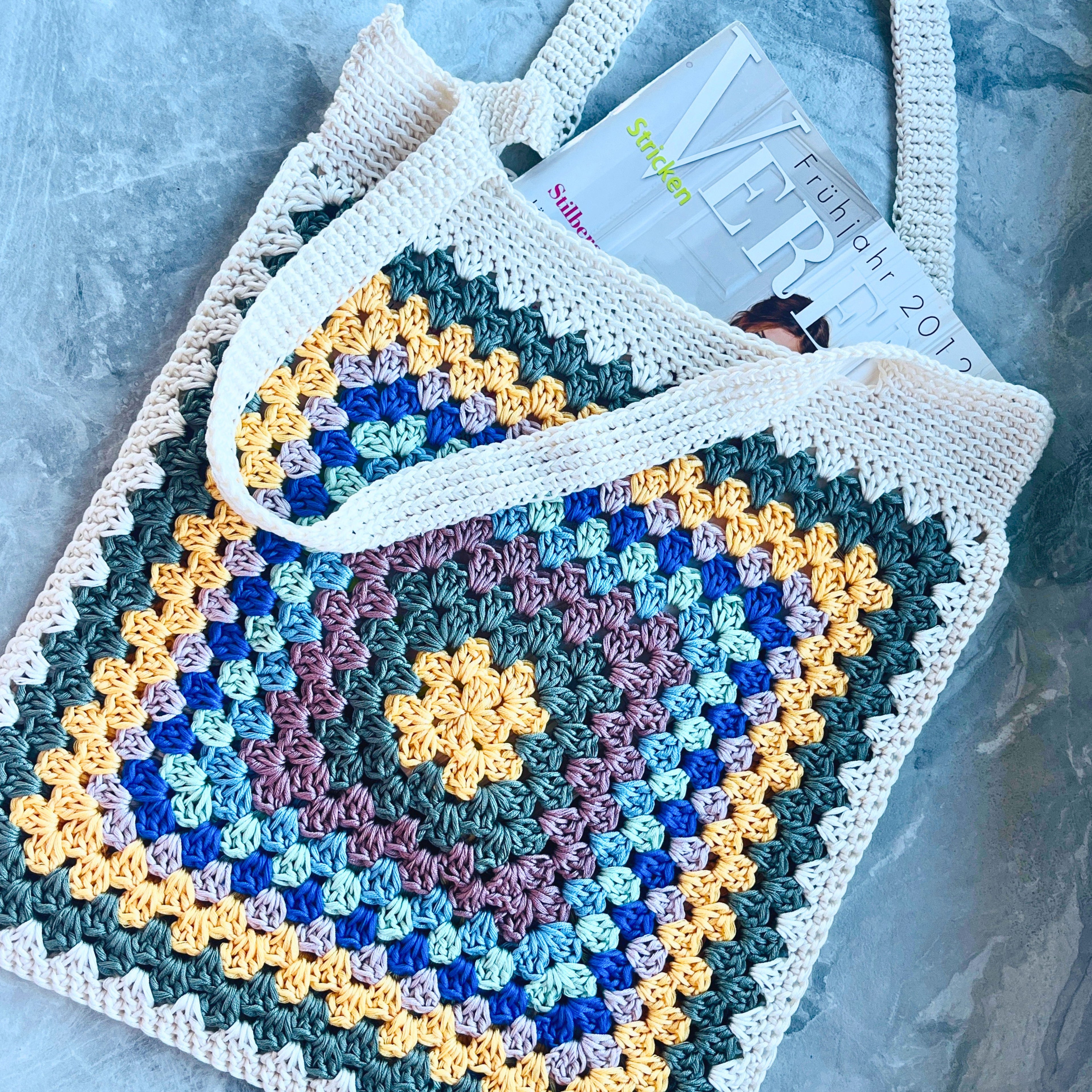 Colorful Granny Square Tote Bag Crochet Pattern – Market Style Handbag (PDF Download)