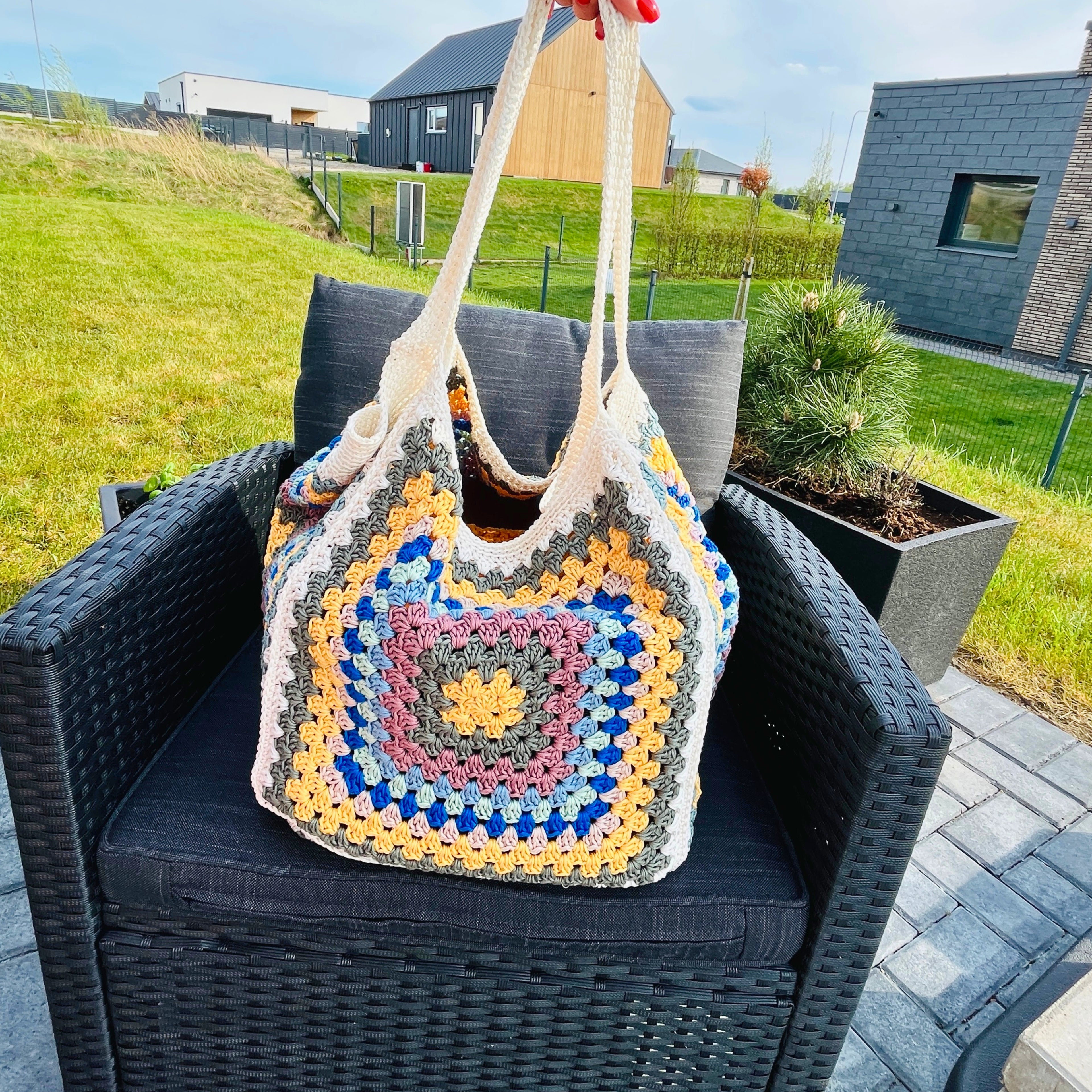 Granny Square Weekender Bag Crochet Pattern PDF | Easy Beginner Beach Market Tote Bag